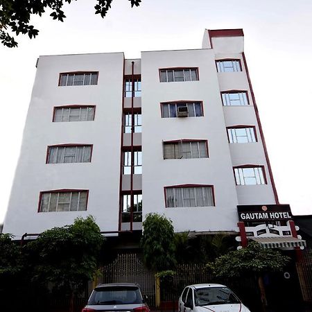 Gautam Hotel Varanasi Exterior photo
