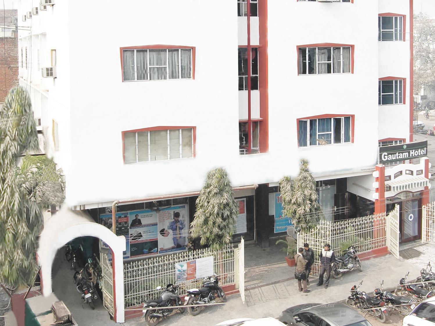 Gautam Hotel Varanasi Exterior photo